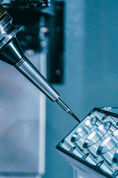 Broca HSS ou Metal Duro?