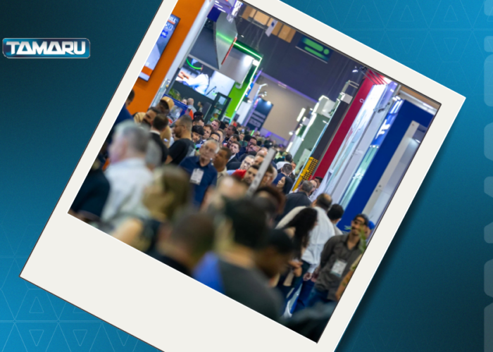 Equipe da Tamaru Ferramentas durante visita à FEIMEC 2026, feira da indústria metalmecânica e usinagem.